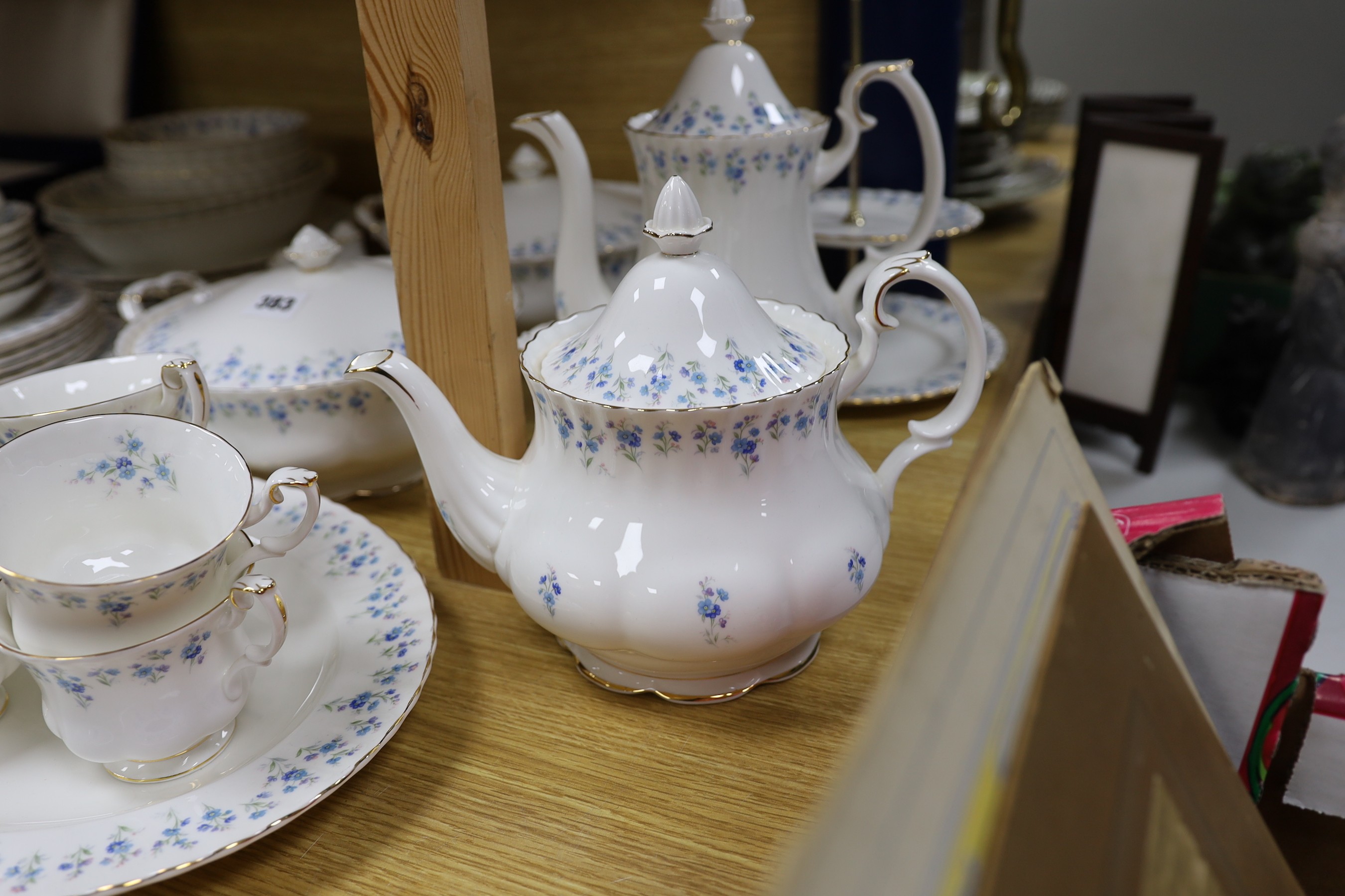 A Royal Albert 'Memory Lane' dinner service